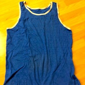 Dikotomy large tank top